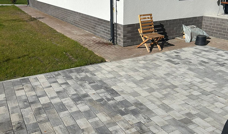 Почему нельзя класть тротуарную плитку на цемент: разрушаем мифы о &laquo;вечной&raquo; укладке